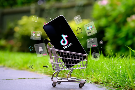 هر آنچه که باید درباره خرید و تجارت اجتماعی TikTok بدانید